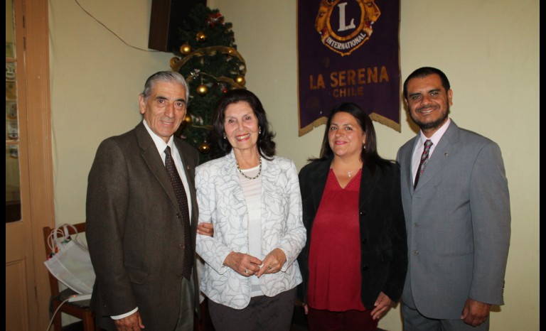 Rodomiro Osorio, Antonieta Parra, Irma Tapia y Omar Costa.