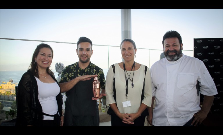 Leges Manotas, Sebastián Campos, Magdalena Contardo y Juan Ruiloba.