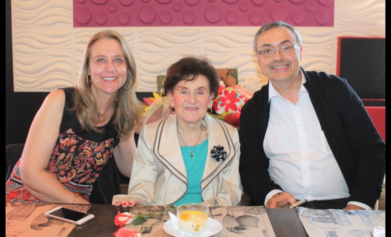 Rosemarie Sbraga Gottreux, Odette Monnard Gottreux y Felipe Sbraga Gottreux.