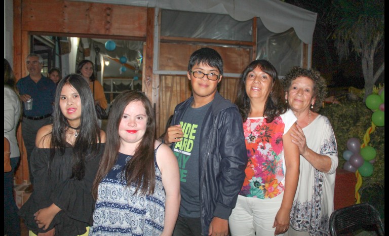 Dominique Trujillo, María Ignacia Argandoña, Matías Bastías, Lilian Alfaro y María Cristina Riddle.