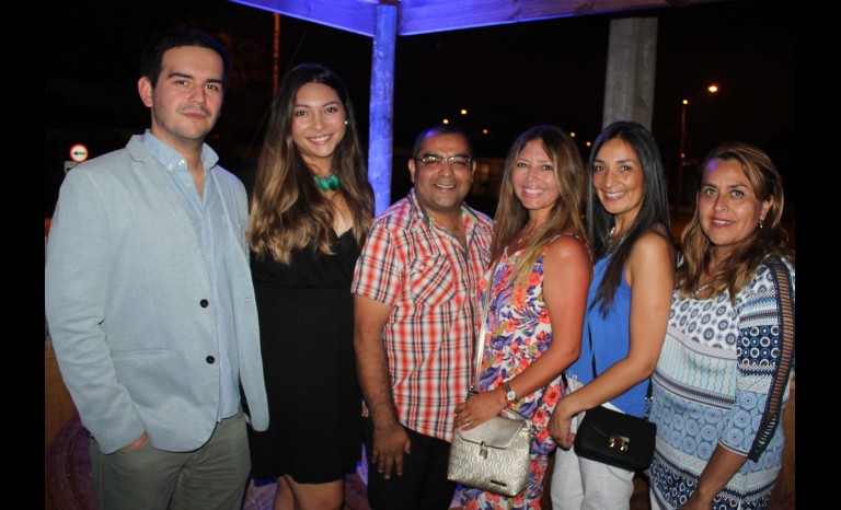 Sebastián Suárez, Bárbara Galindo, Miguel Véliz, Jeanette Véliz, Magdalena Valdés y An Barrera.