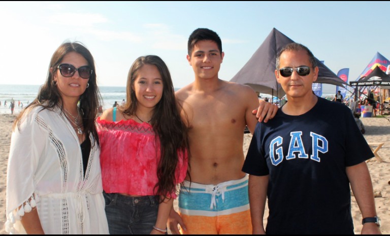 Evelyn Sánchez, Francisca Nilo, Tomás Nilo y Cristian Nilo.