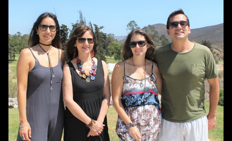 Gisella Parra, Marcia Henríquez, Pablo Parra y Rosita Fernández.