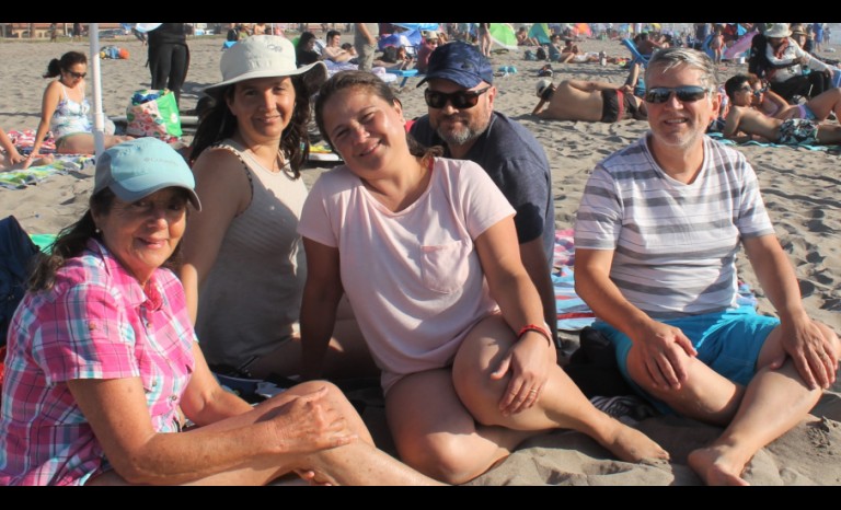 María Teresa Morales, Barnardita Saldías, María Teresa Saldías, Vaughan Broderick y Cristian Díaz.