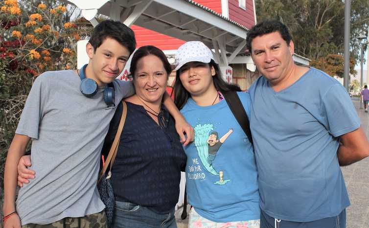 Yovel Opazo, Sandra Hidalgo, Alejandra Hidalgo e Iván Opazo de Santiago.
