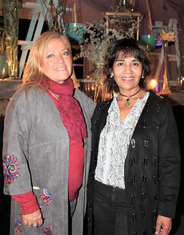 Cleisa Segovia y Mónica Pizarro.