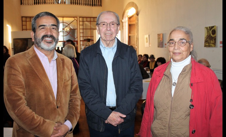 Robinson Hernández, concejal de La Serena; Héctor Carreño Seaman e Irene Machuca, presidenta Organización de Fomento Barrio Almagro.