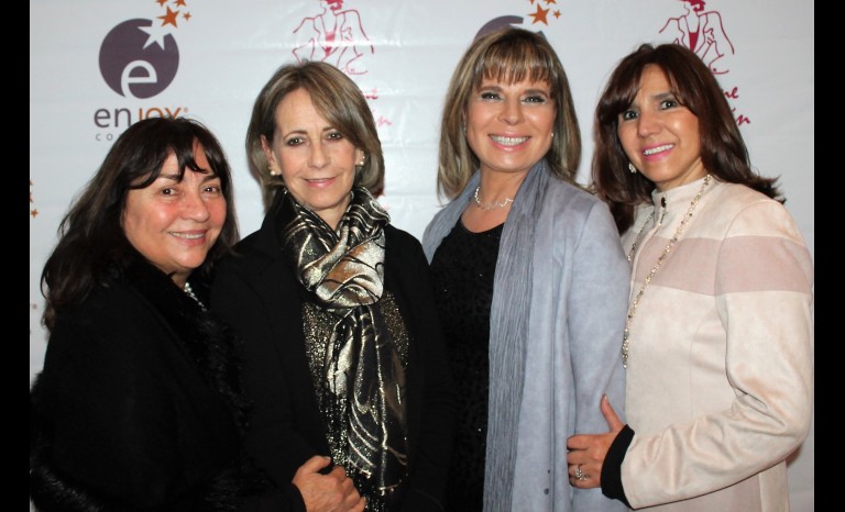 Nelsa Ardiles, Pilar Balanda, Jacqueline Bitrán y Luz Marina Zalaquett.