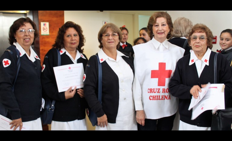 Soledad Cuadra, directora de Finanzas; Ana María Norambuena, Ana María Cortés, Eva Gamboa y Esmilda Carvajal.