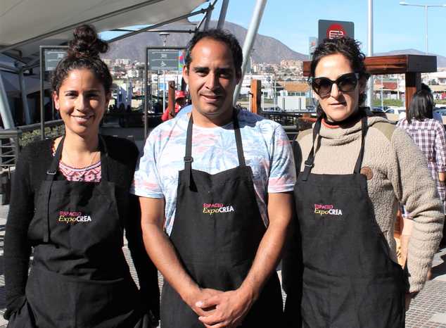 .Camila Abbott, Carlos Silva y Carolina Vergara.