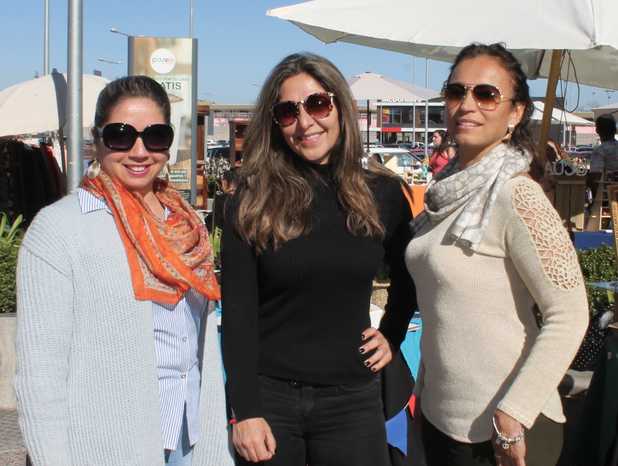 Lilian Alvarado, Patricia Villena y Nadia Randolph, de Espacio Expo Crea La Serena.