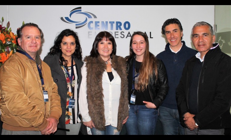 Daniel Soto, Centro Empresarial; Pamela Lillo, Gloria Cifuentes, Camila Rodríguez y Alejandro Zepeda, de Asech; y Ronie Torres, de Callegari.