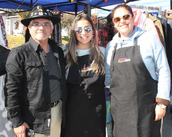 Rolando Contreras, Sofía Díaz y Pilar Díaz.