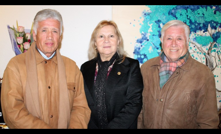 Víctor Alarcón, Marcela Damke y Ricardo Alarcón.