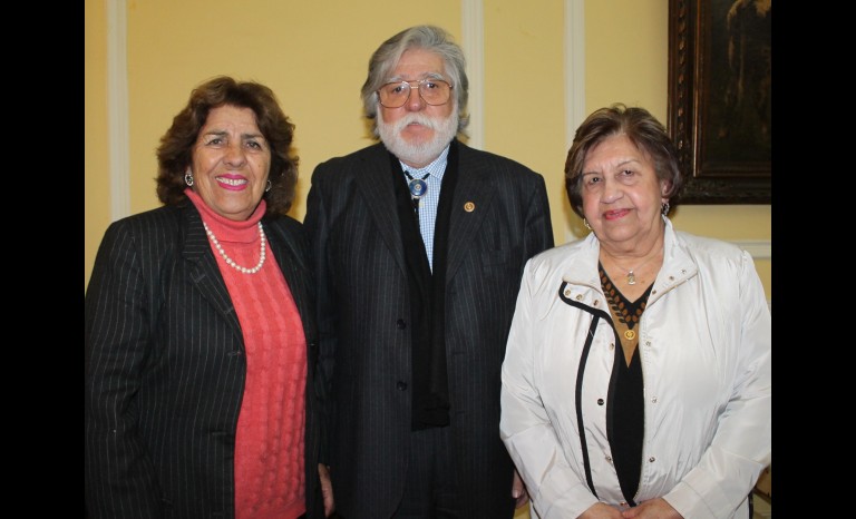 Nohelfa Oyarce, Carlos Vega y María Cristina Carrillo.