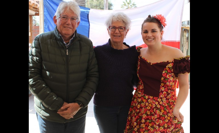 Pedro Véliz, Renee Sebag y Matresa Toro.