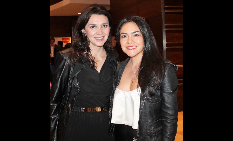 Verónica Castro y Anabele Campo.