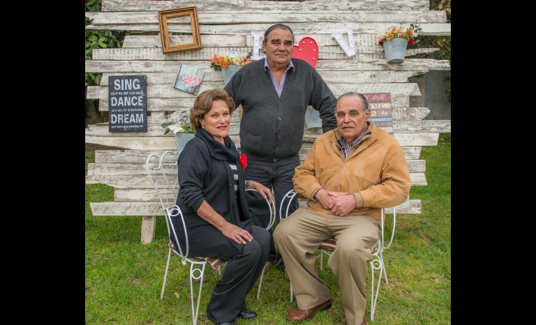 Cecilia, Juan Luis y Aníbal Letelier Illanes.