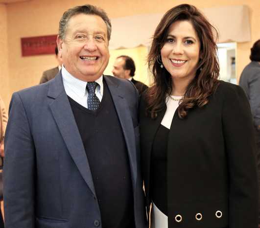Rubén Reinoso, notario público de La Serena, y Patricia Rojas.