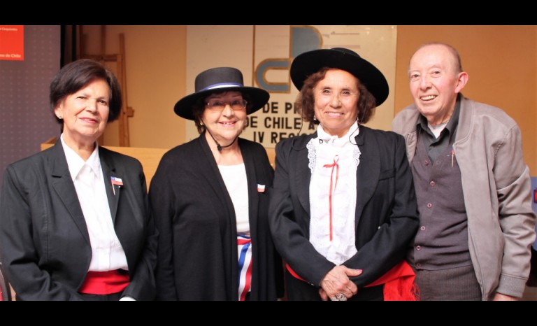 Matilde Godoy, Milena Castillo, Luzmira Carvajal y Franklin Gahona.