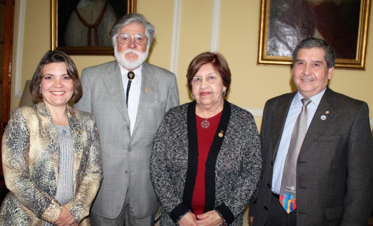 Montserrat Esnaola, Carlos Vega, María Cristina Carrillo y Carlos Tapia.