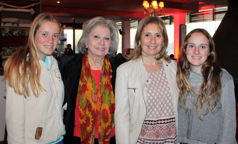 Romina Bakulic, Ada Massaccesi, Ester Pedemonte y Tamara Bakulic.