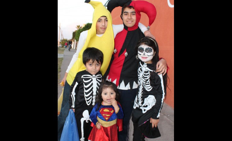 Thomas Meza, David Espinoza, Máximo Espinoza, Isidora Meza y Antonella Meza.