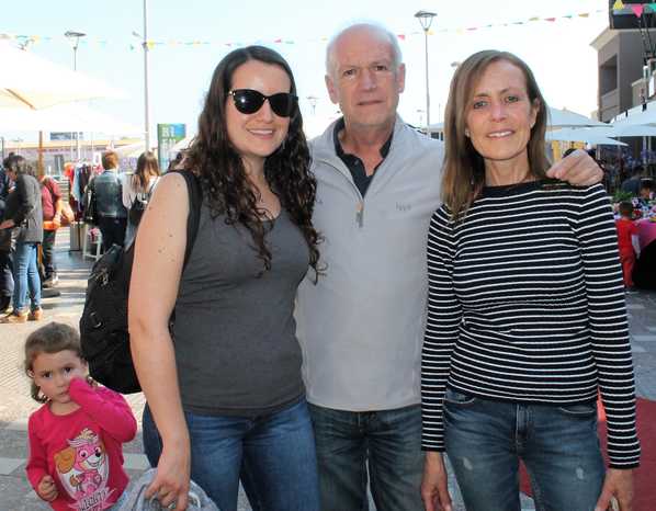 Catalina Corral, Jorge Corral y Gilda Badiola.