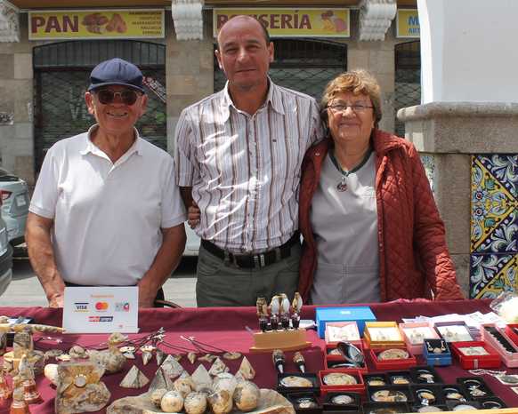 Leopoldo Urrutia Cruces, Leopoldo Urrutia Díaz y Nora Díaz, de Artesanía Andacollita.