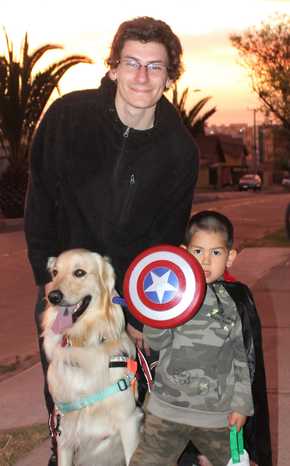 Nicolás Orellana, Ariuz Miranda y “Bilbo”.