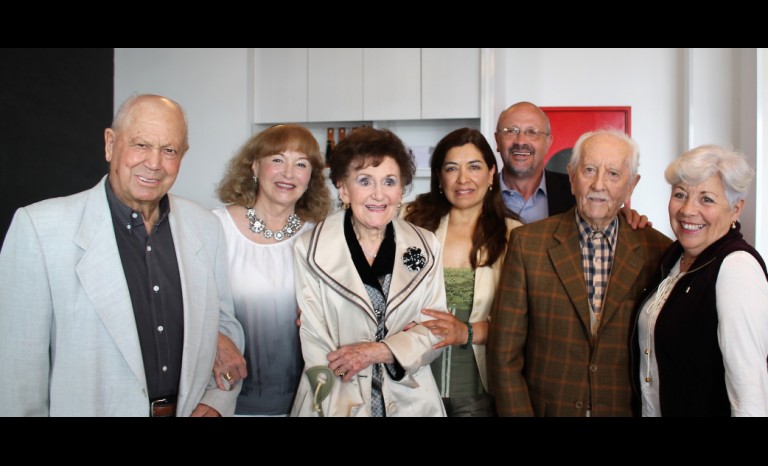 Walter Bartelt, Lioba Siebald, Odette Monnard, Teresa Guerrero, Georges Bonan, Renán Fuentealba y Ángela Domas.