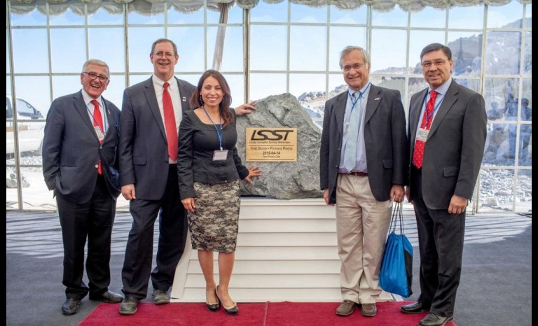 Embajador Gabriel Rodríguez, Dr. R. Christopher Smith, Paula Arellano, Eduardo Vera y José Palacios.
