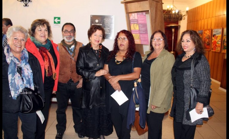 Carmen Gloria Rosselot, María Rosa Durand, Julio Ríos, Glasfira Díaz, Paulina Araya, Adelina Astorga y Rebeca Olmedo.