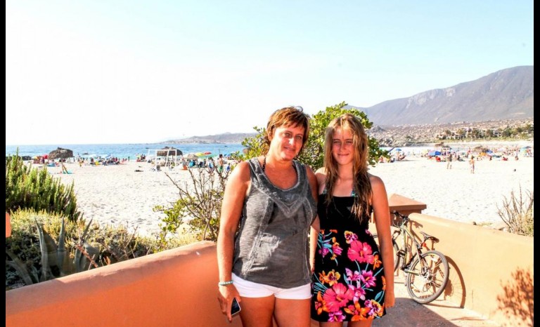 Daniela Toro y Amparo Pizarro.