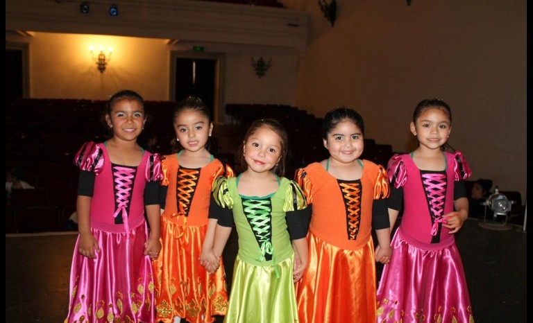 Emily Gallardo, Catalina Araya, Belén Cortés, Trinidad Zambra y Antonella Álvarez. 