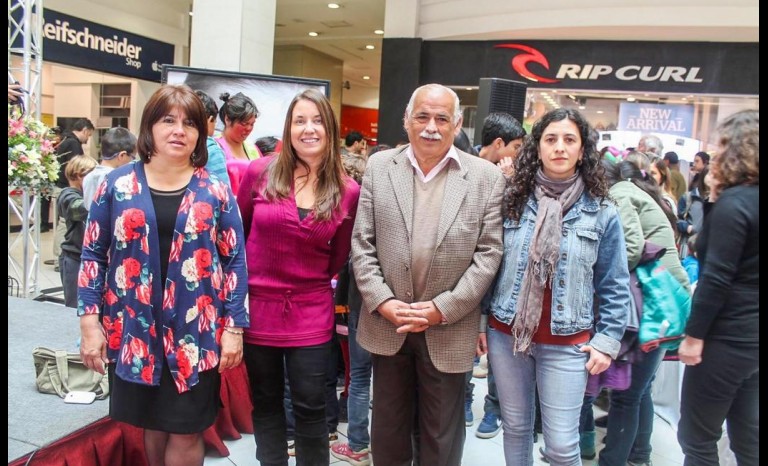 Cecilia Tirado, Evelyn Leichtle, Roberto Jacob y Vania Navarrete.