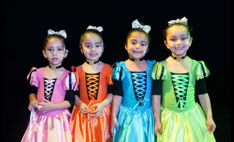 Julieta Álvarez, Catalina Araya, Javiera Luttgues e Isidora Carvajal.