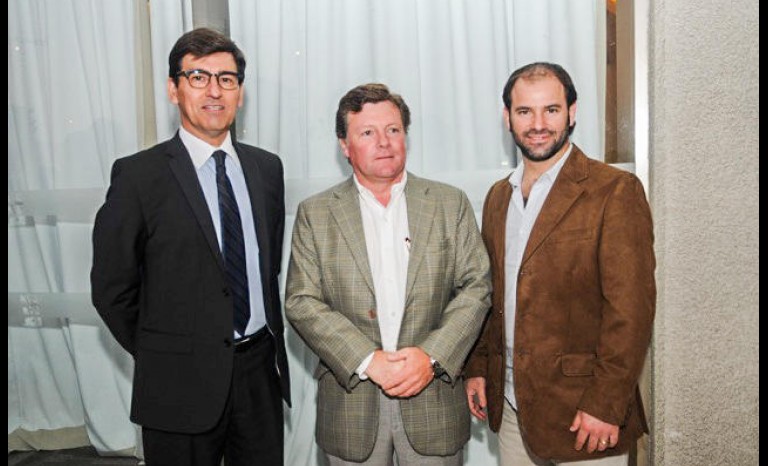 Marcelo Salvo, Universidad Bolivariana; Javier Arellano, In Haus; y Felipe Daruich, Dinamo.
