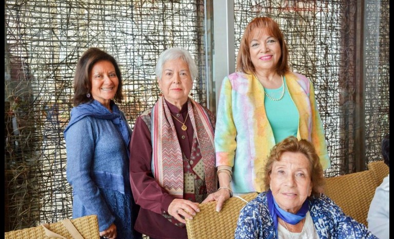 María Angelica Álvarez, Yolanda Varas, Marta Velásquez y Diana Eliz.