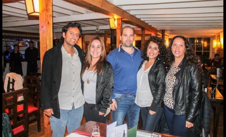 Pablo Morelli, Sheila Castillo, Yens Martínez, María Belén Rivero e Ivonne Arratia.