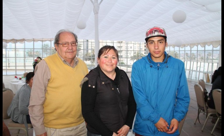 Robert Hanna, Yvanna Pérez y Enrique Rojas.