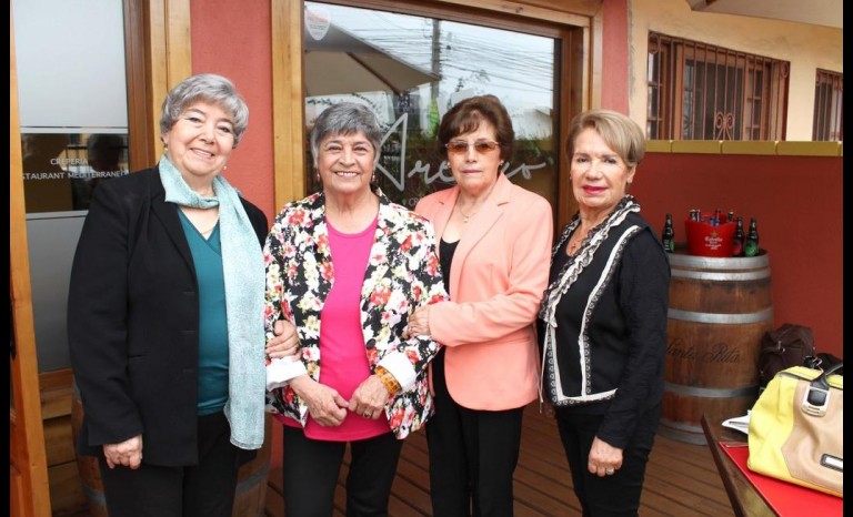 Silvia López, Lilian Cruz, Ruth Miranda y Patricia Lafferte.