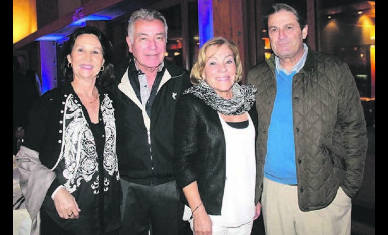 Verónica Almarza, Axel Schmidt, Erika Schmidt y Jorge Páez.