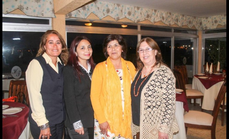 Jenny Villanueva, Ecomac; Katherinne Jara, PY; María Cecilia Rojas, Intendencia Regional; y María Teresa Lagos, Cadel.