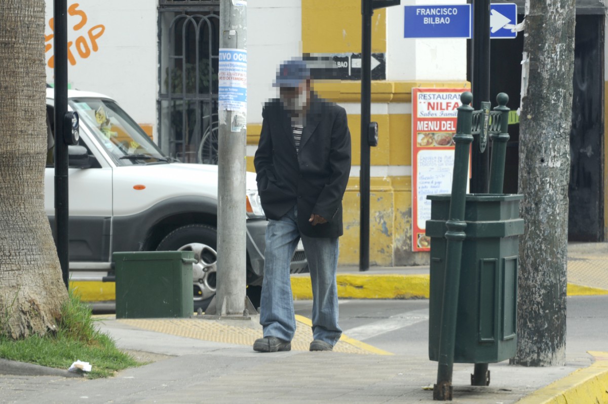 Las autoridades llaman también a los familiares de las personas en situación de calle a ser más responsables, ya que no pueden quedarse de brazos cruzados ante esta problemática Foto: Andrea Cantillanes