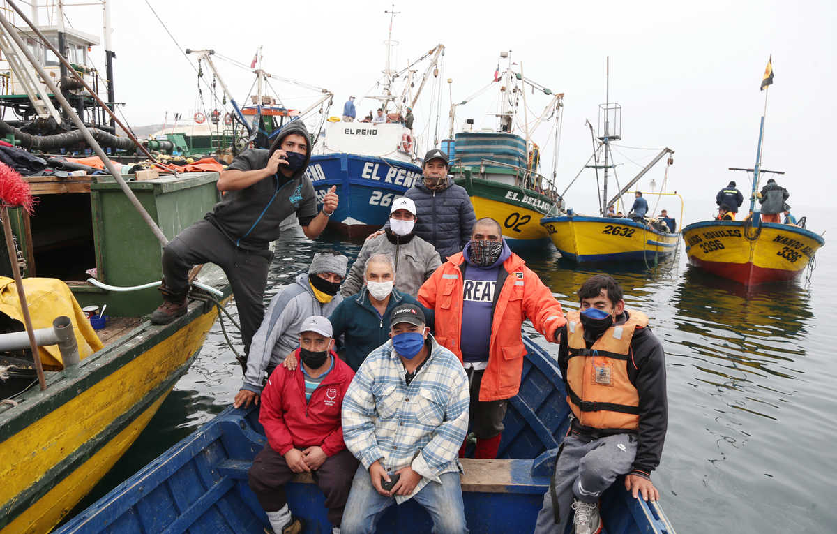 Los pescadores artesanales de diferentes caletas de Coquimbo han sufrido con la falta de pesca y quienes aprovechar ahora que apareció el jurel.