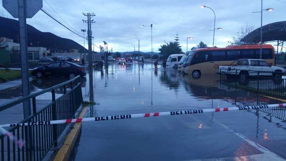 Emilio Bello con avenida 18 de Septiembre del sector La Florida