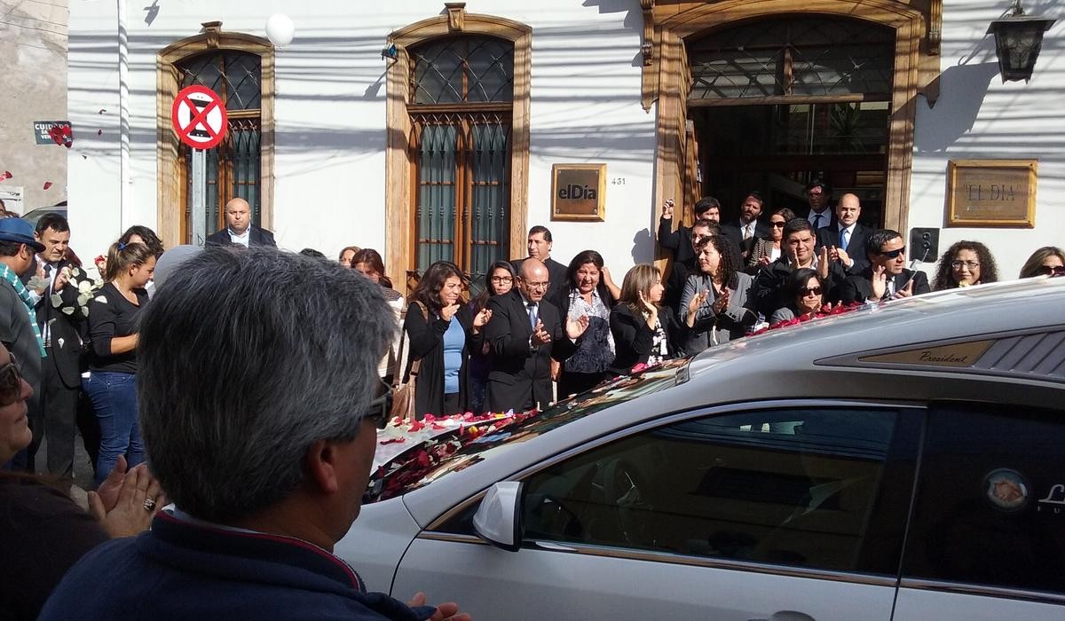Una masiva despedida tuvo director de  diario El Día Francisco Puga Vergara
