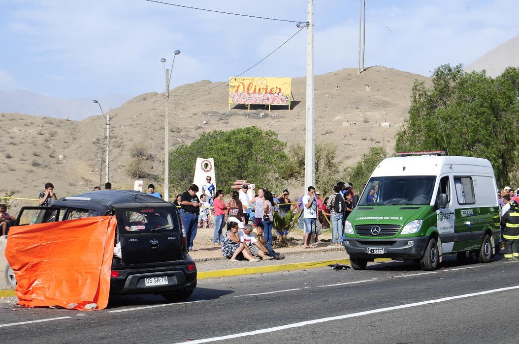 Tres muertos en accidente a la entrada de Vicuña