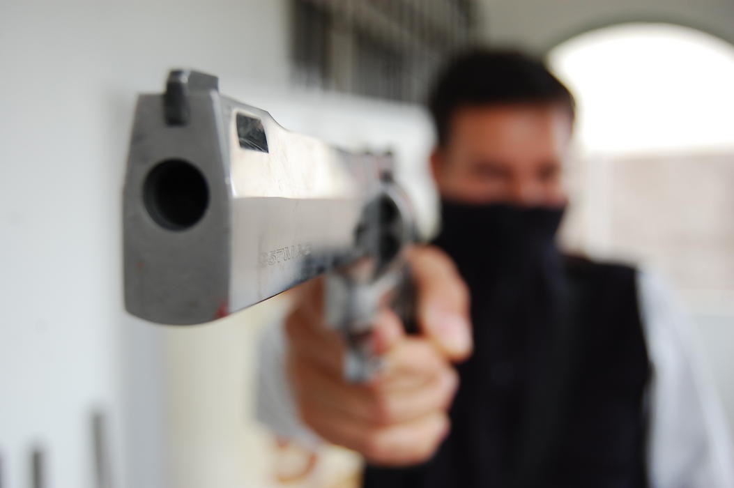 Carabineros pide mayor regulación en la tenencia de armas de fantasía  